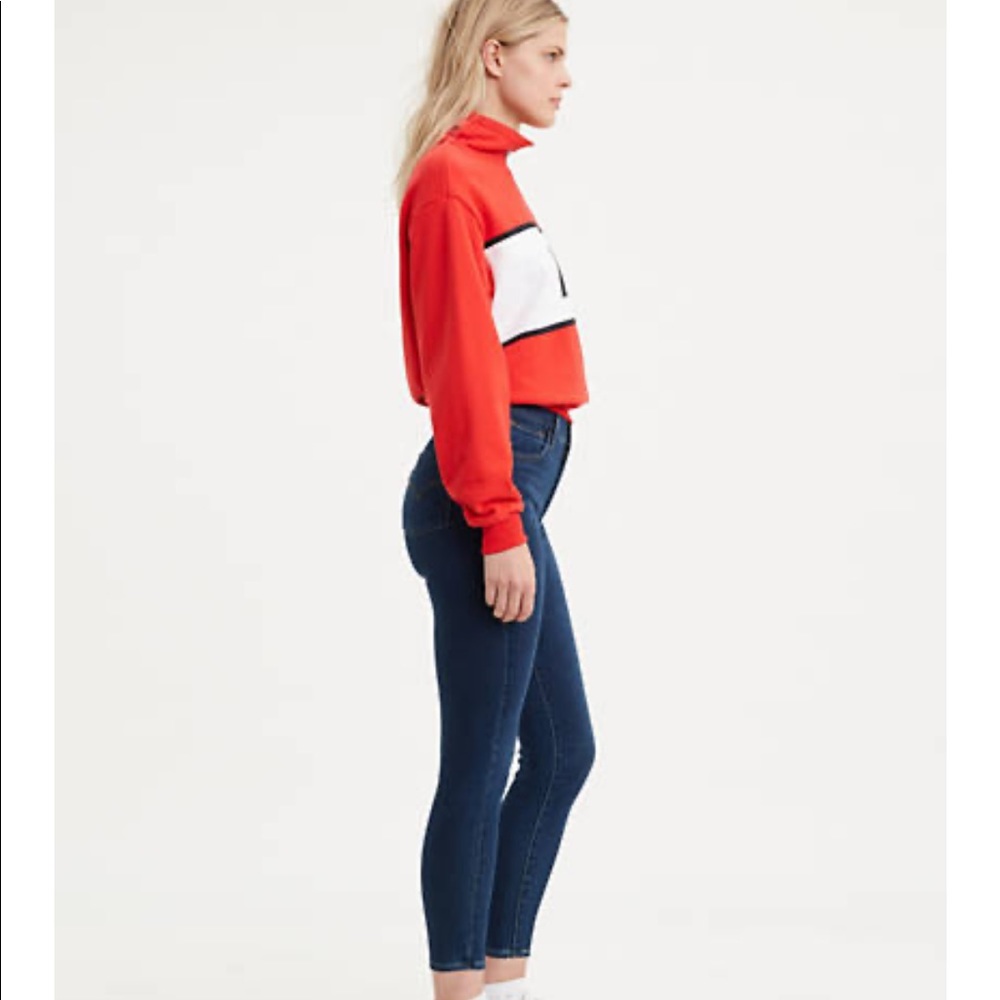 ‼️SOLD‼️ Levis High Rise Super Skinny Cropped Jean - Picture 2 of 7